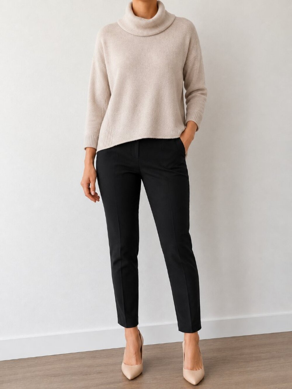 Cynthia Rowley Beige Extra Fine Merino Wool Turtleneck Sweater Size Medium